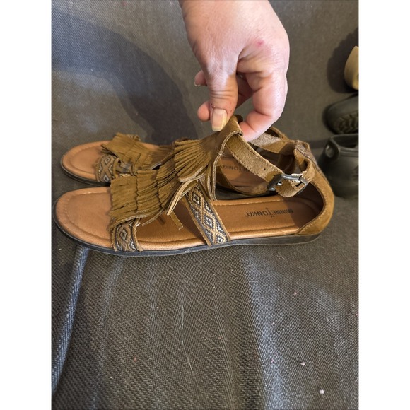 Minnetonka Shoes - Minnetonka Sandals Women 9 Passport Fringe Shoe Brown Leather Comfort